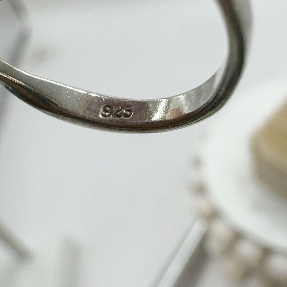 Sterling Silver Minimalist Twisted Simple Band Ring Size 6.5 Signed - Picture 7 of 10